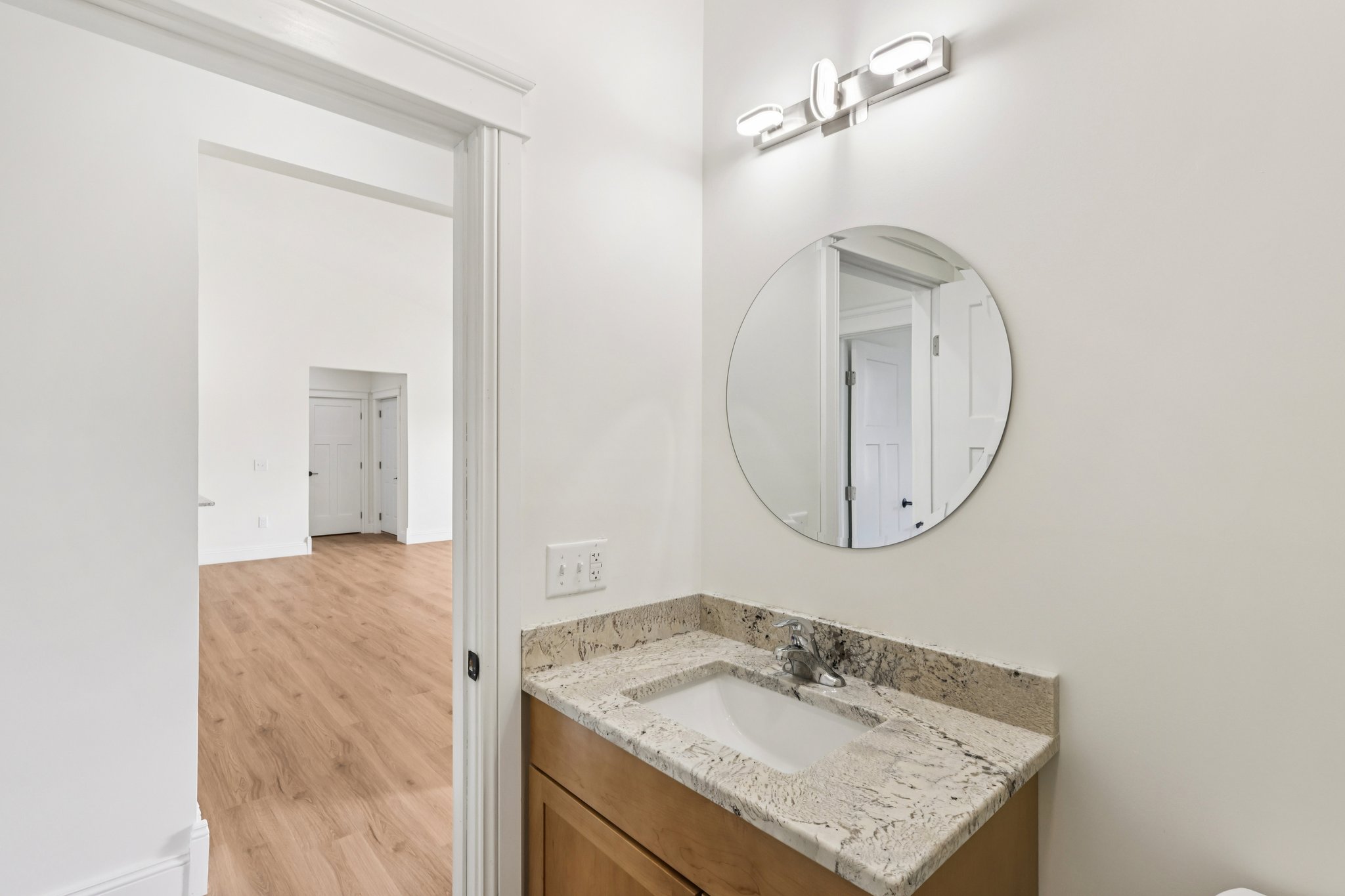 N Ridge Rd-S0503-039.jpg