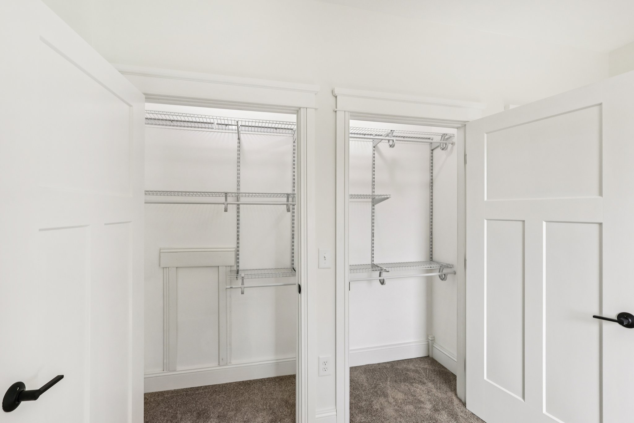 N Ridge Rd-S0503-040.jpg