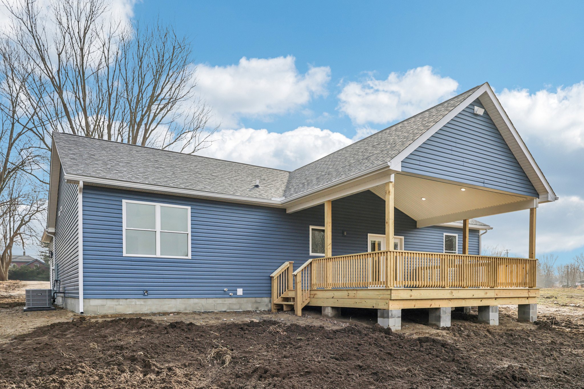 N Ridge Rd-S0503-050.jpg