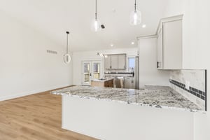 N Ridge Rd-S0503-016.jpg