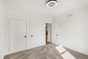 N Ridge Rd-S0503-033.jpg