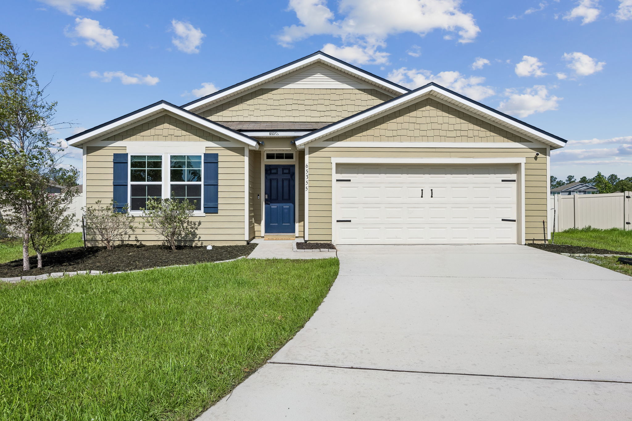 Welcome to 65355 Clearwater Ct
