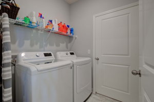 14.Laundry Room