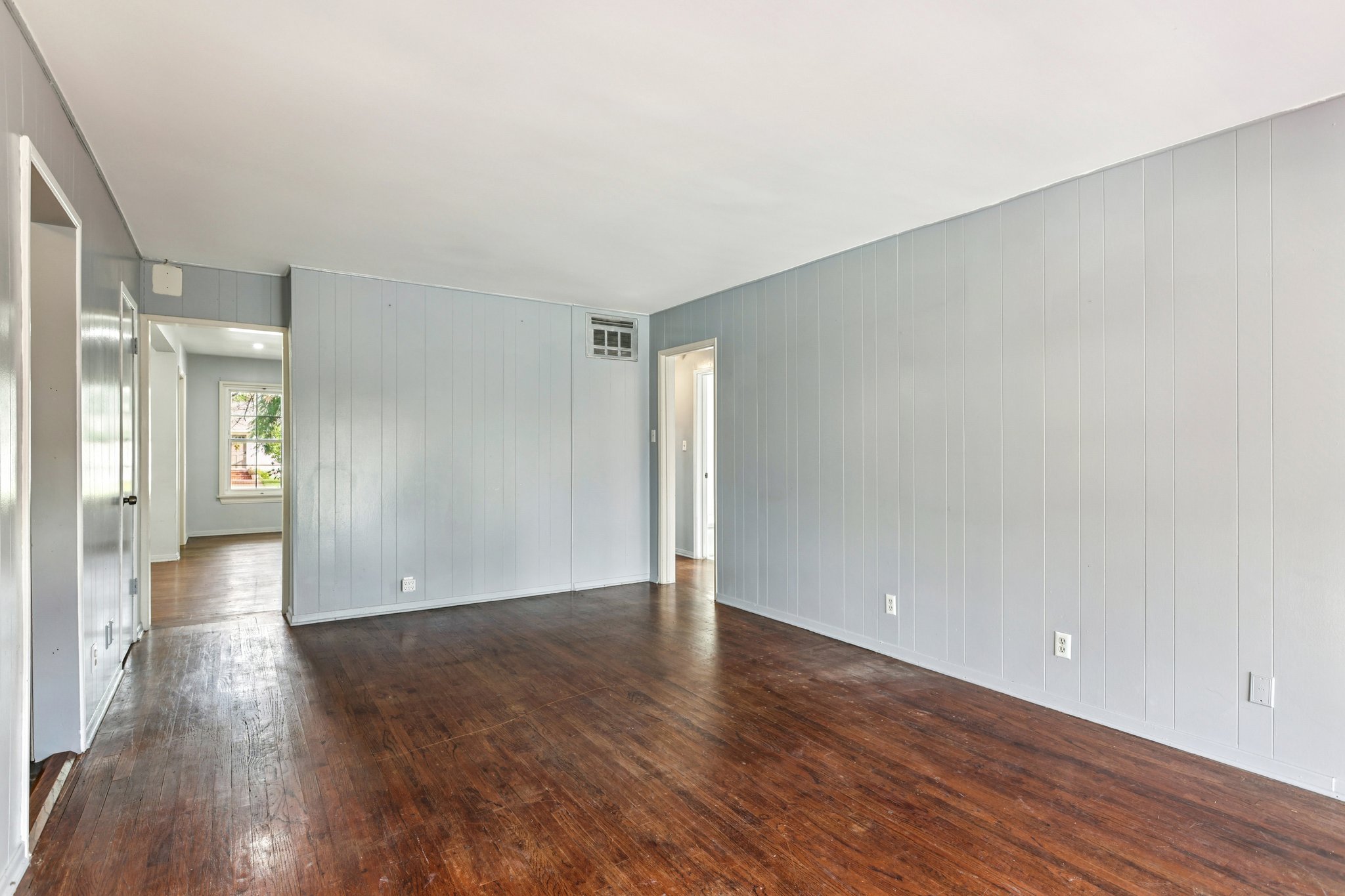 Blucher Ave-S1912-017.jpg