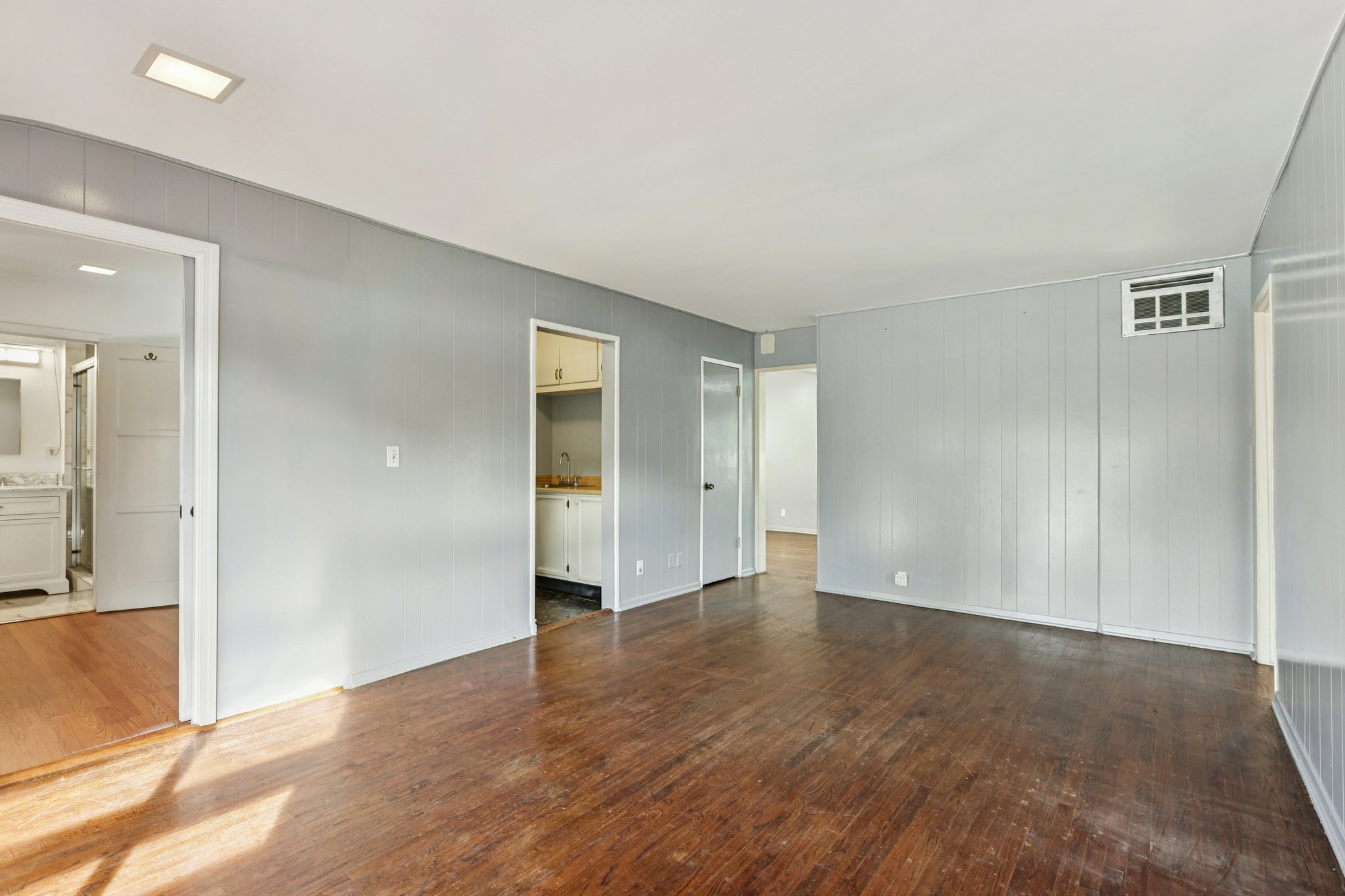 Blucher Ave-S1912-018.jpg