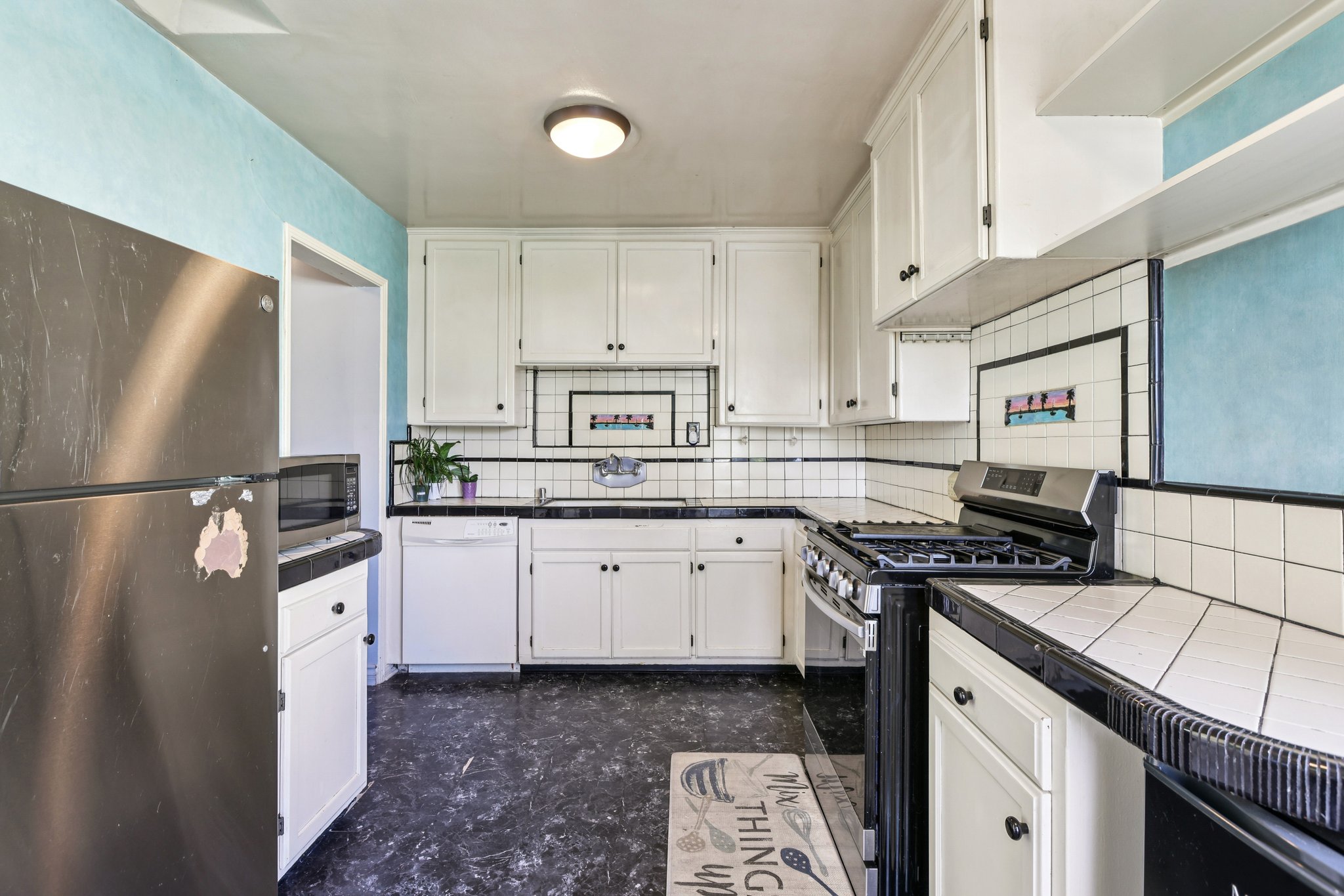 Blucher Ave-S1912-020.jpg