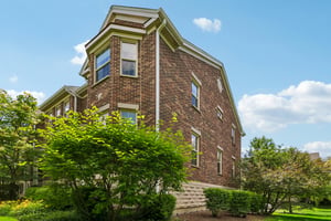 Astor Ln-S1806-003.jpg