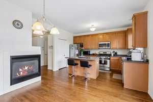 Astor Ln-S1806-009.jpg