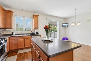 Astor Ln-S1806-012.jpg