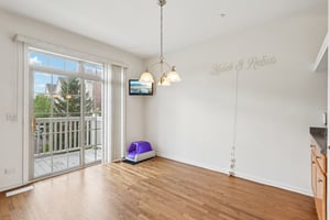 Astor Ln-S1806-016.jpg