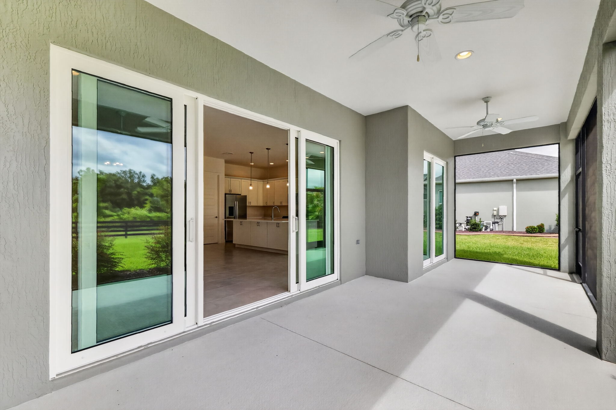 SPACIOUS Lanai