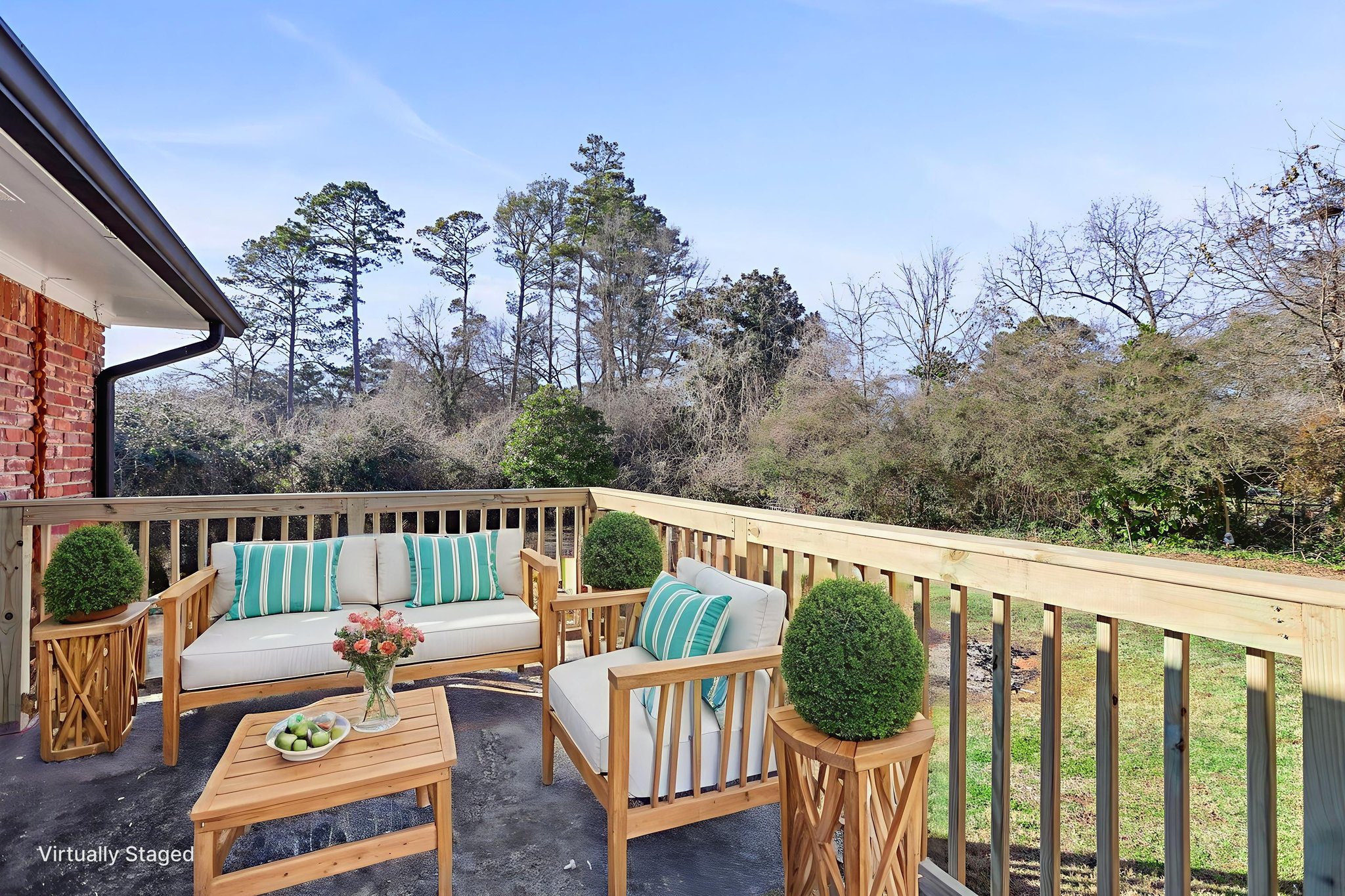 PLMG3066 virtually staged.jpeg