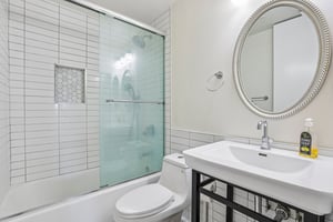 Ocean Crest Dr B306-S0809-019.jpg