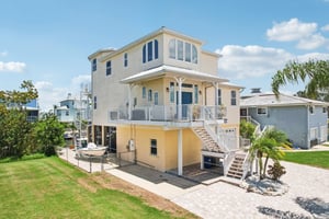 Louise Ct-1106-080.jpg