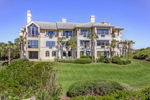 Welcome to 6545 Spyglass Cir