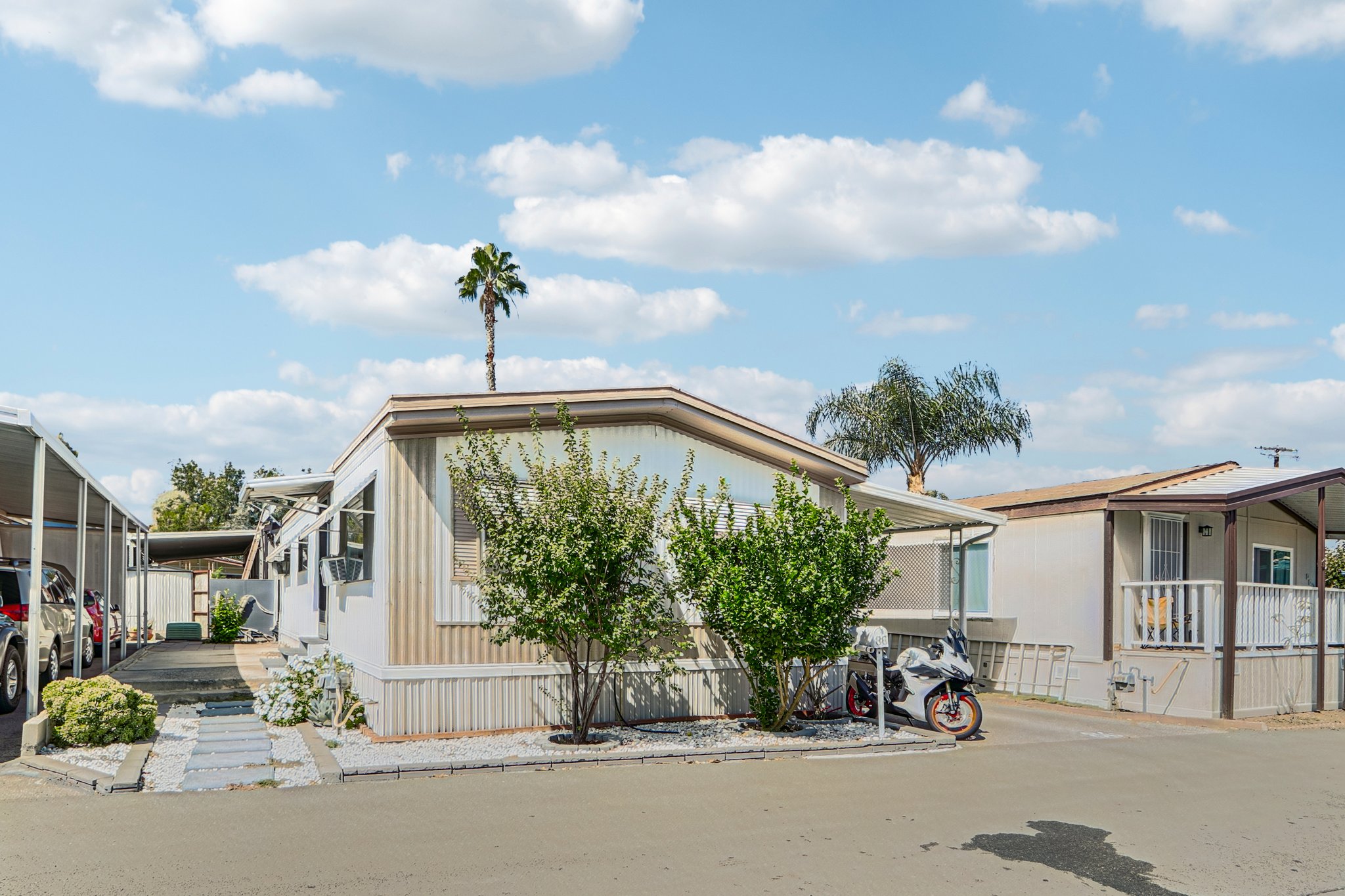 Wilbur Ave 86-S1609-003.jpg