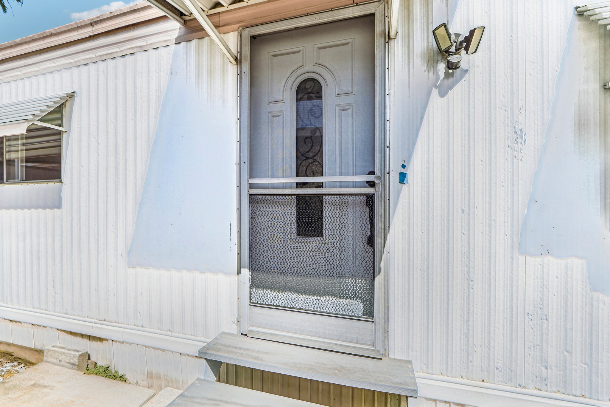Wilbur Ave 86-S1609-004.jpg