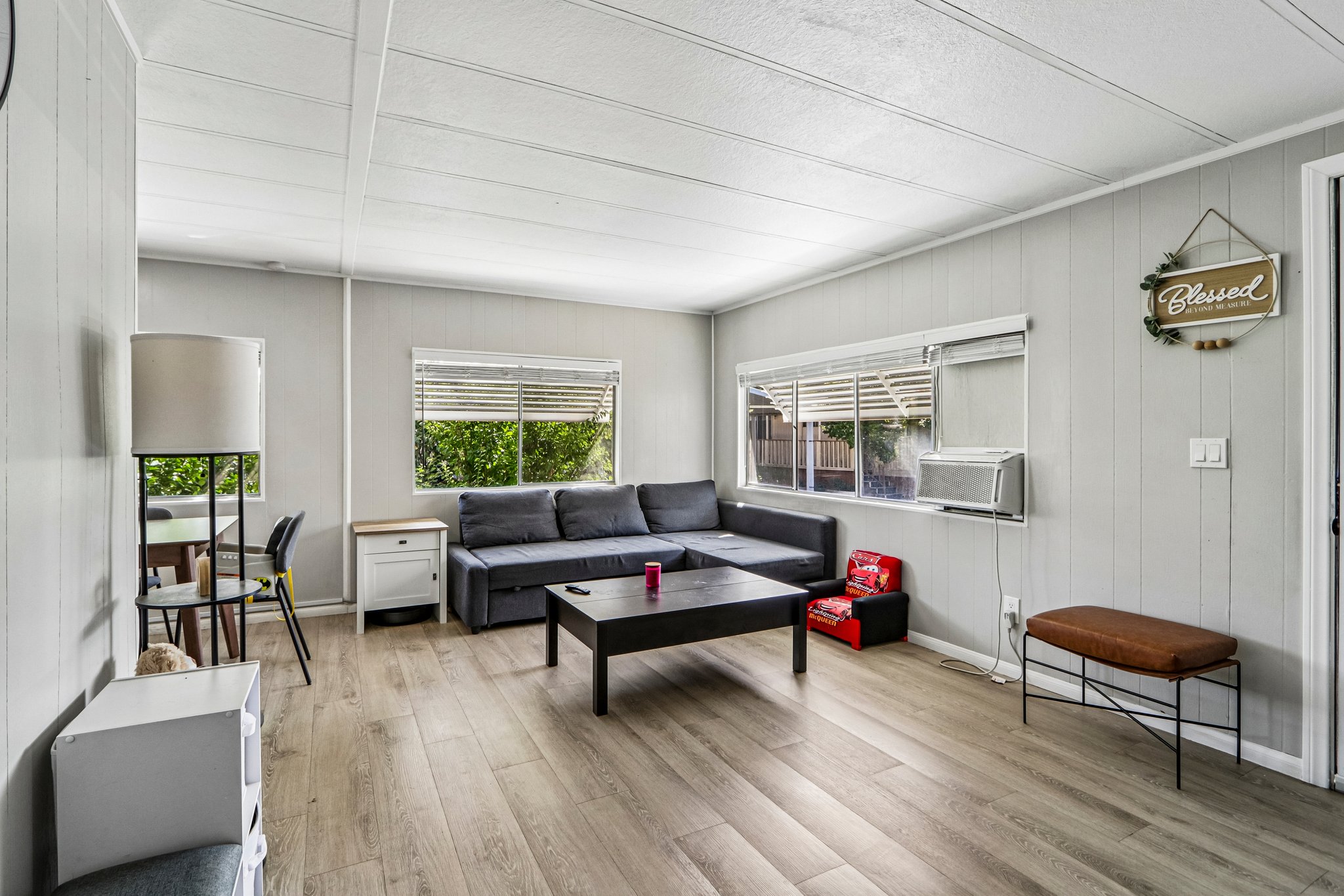 Wilbur Ave 86-S1609-005.jpg