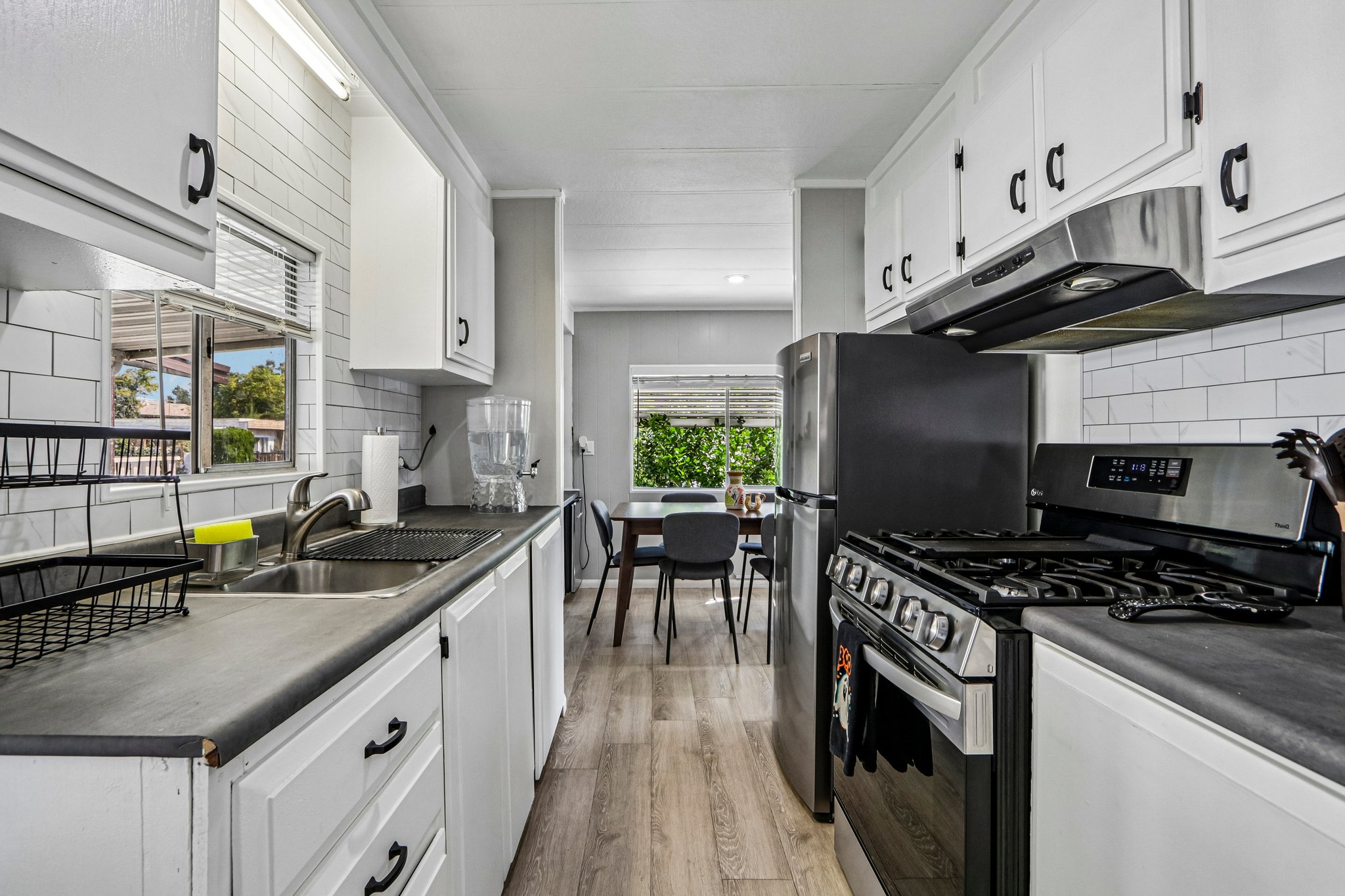 Wilbur Ave 86-S1609-010.jpg