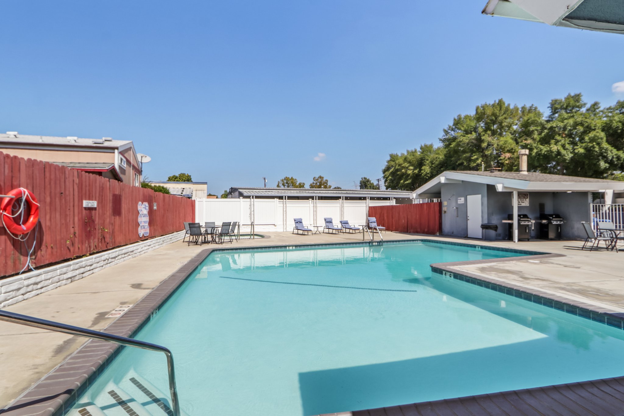 Wilbur Ave 86-1609-905.jpg