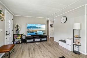 Wilbur Ave 86-S1609-008.jpg