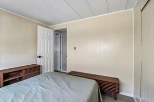 Wilbur Ave 86-S1609-020.jpg