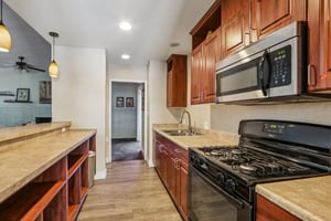 Wilbur Ave 86-1609-903.jpg