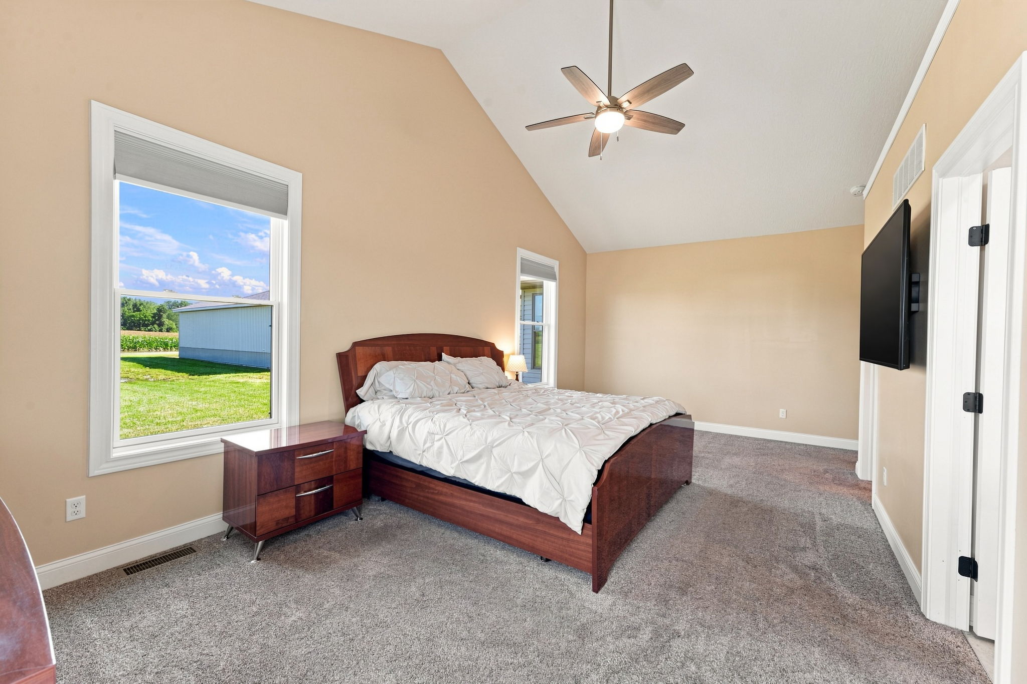  Photo 63