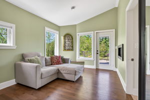  Photo 35