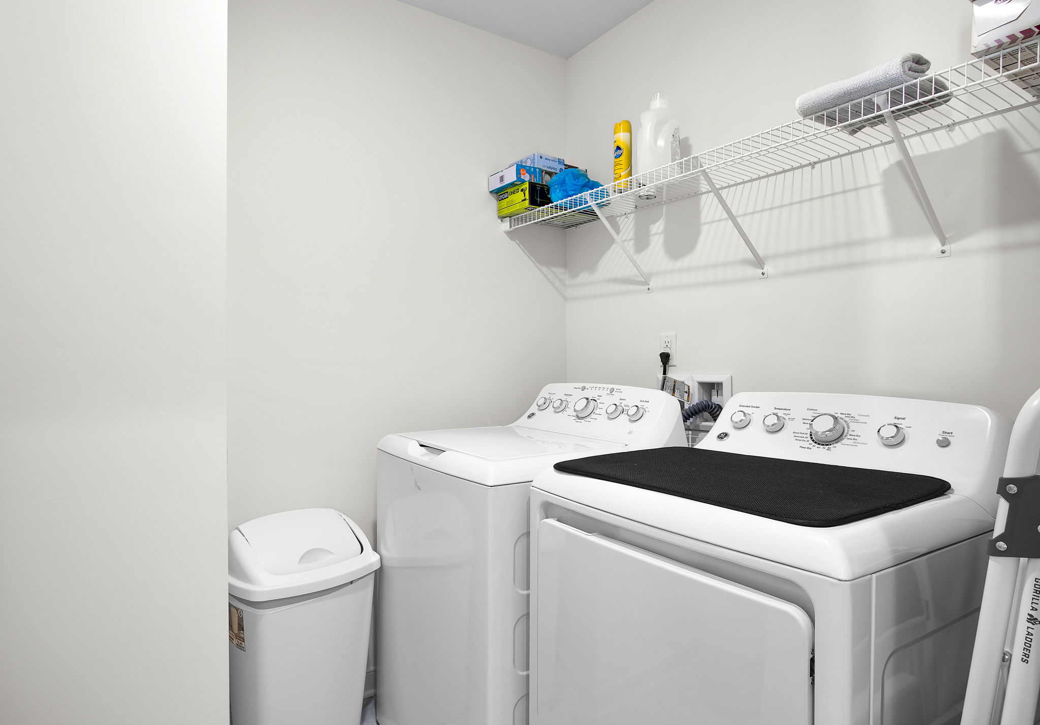 24-Laundry 
