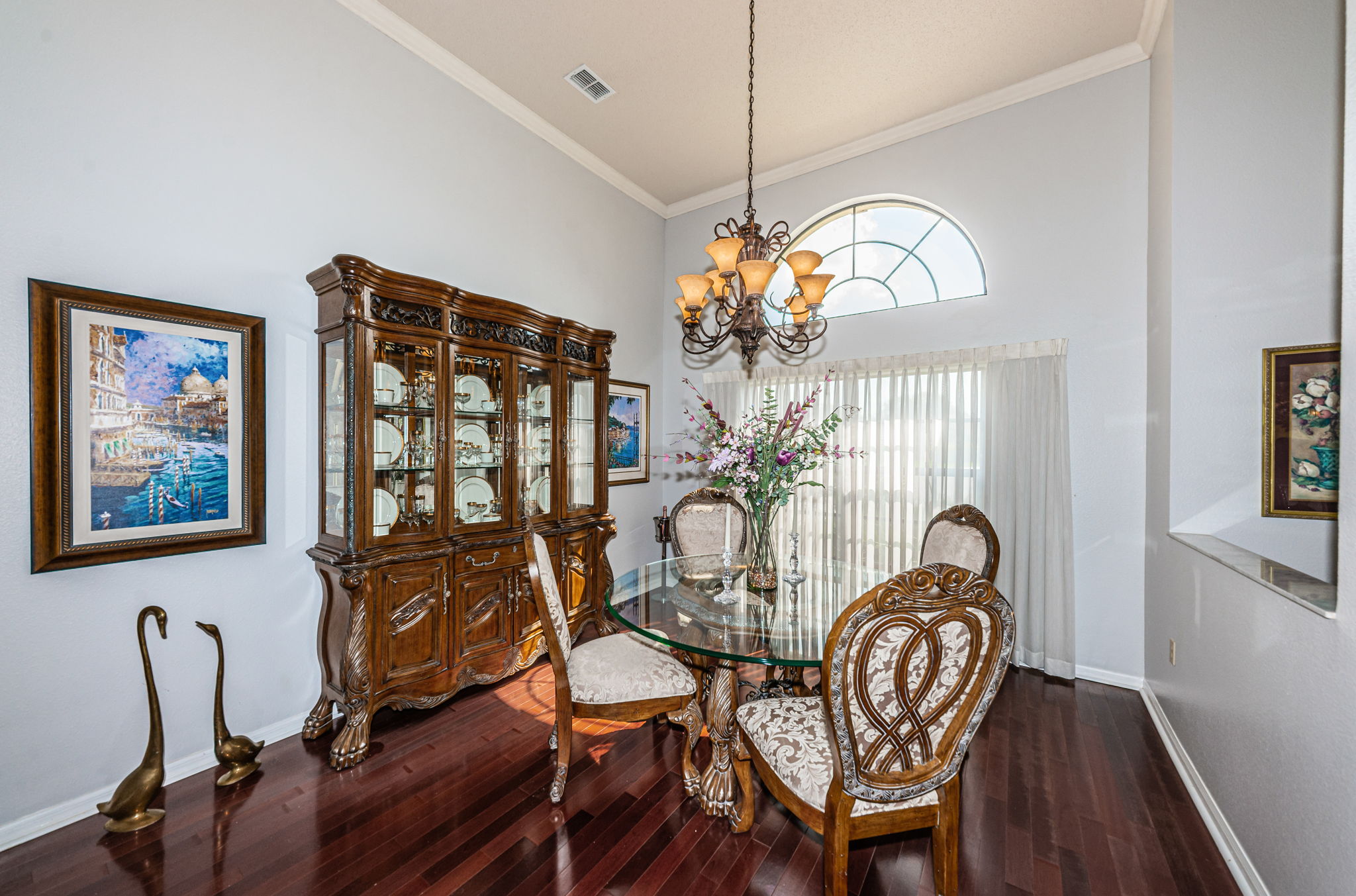 Dining Room2