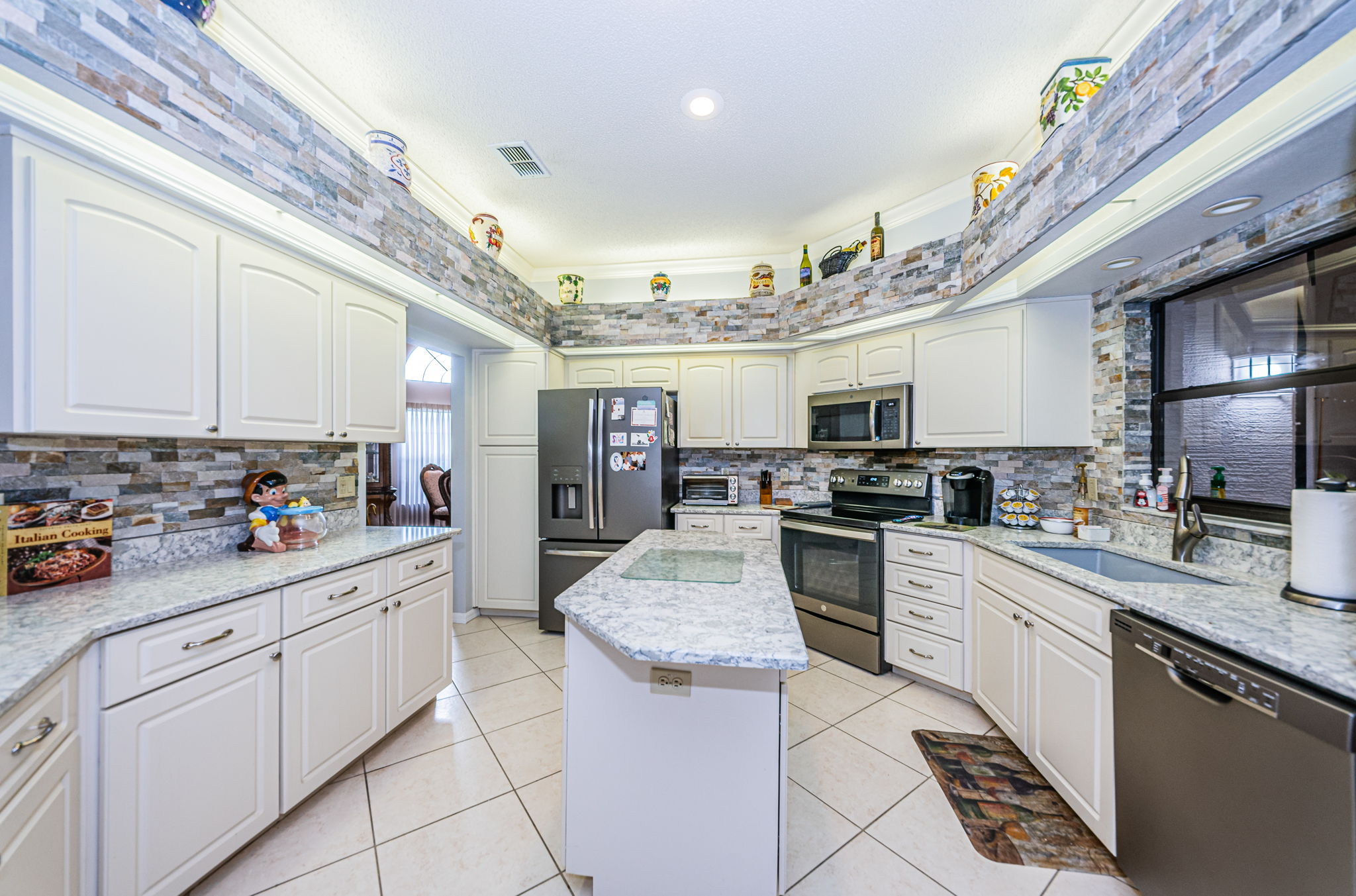Kitchen2