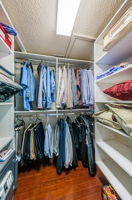Master Bedroom Walk-in Closet2