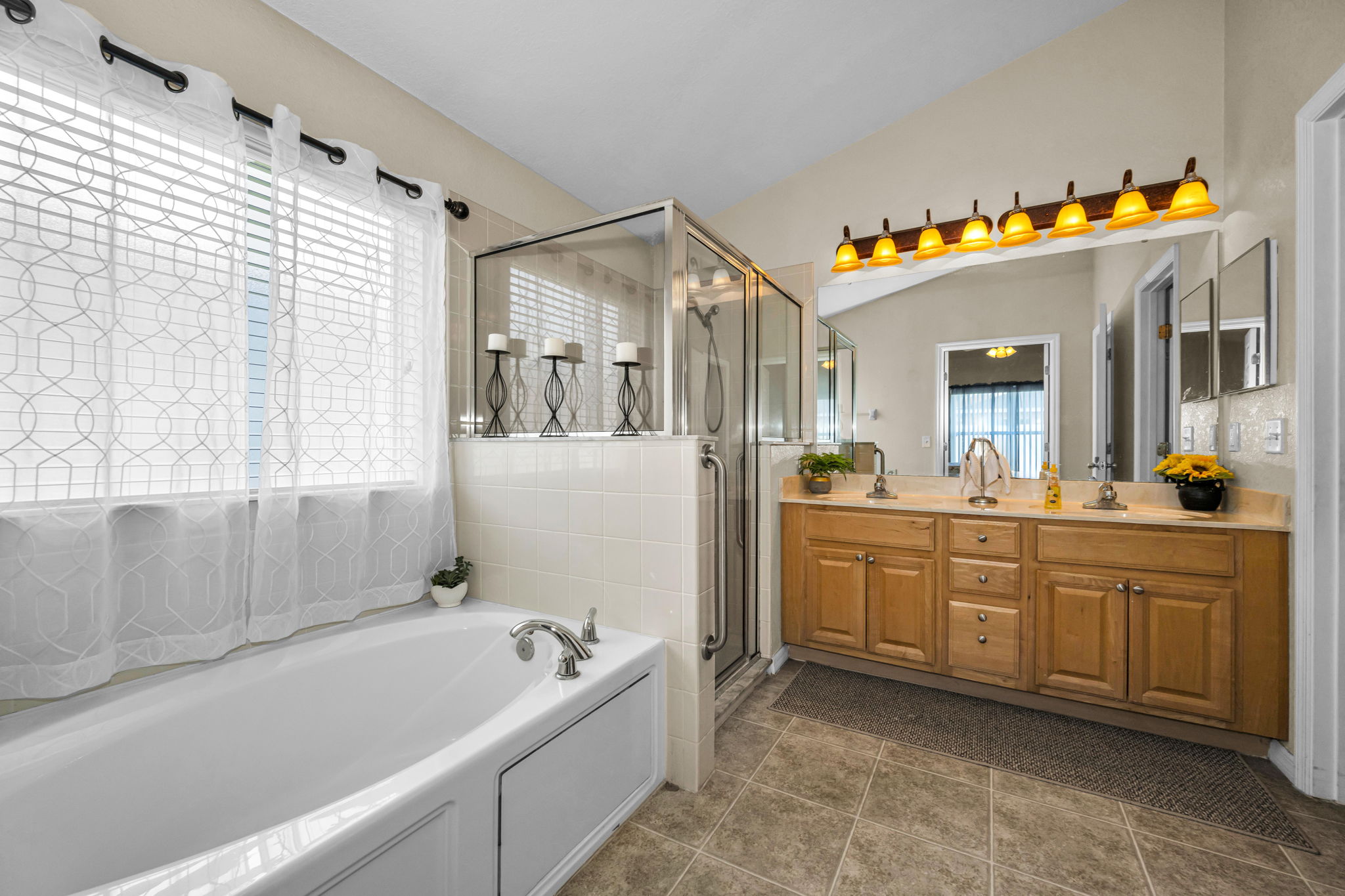 Primary Bathroom 1a