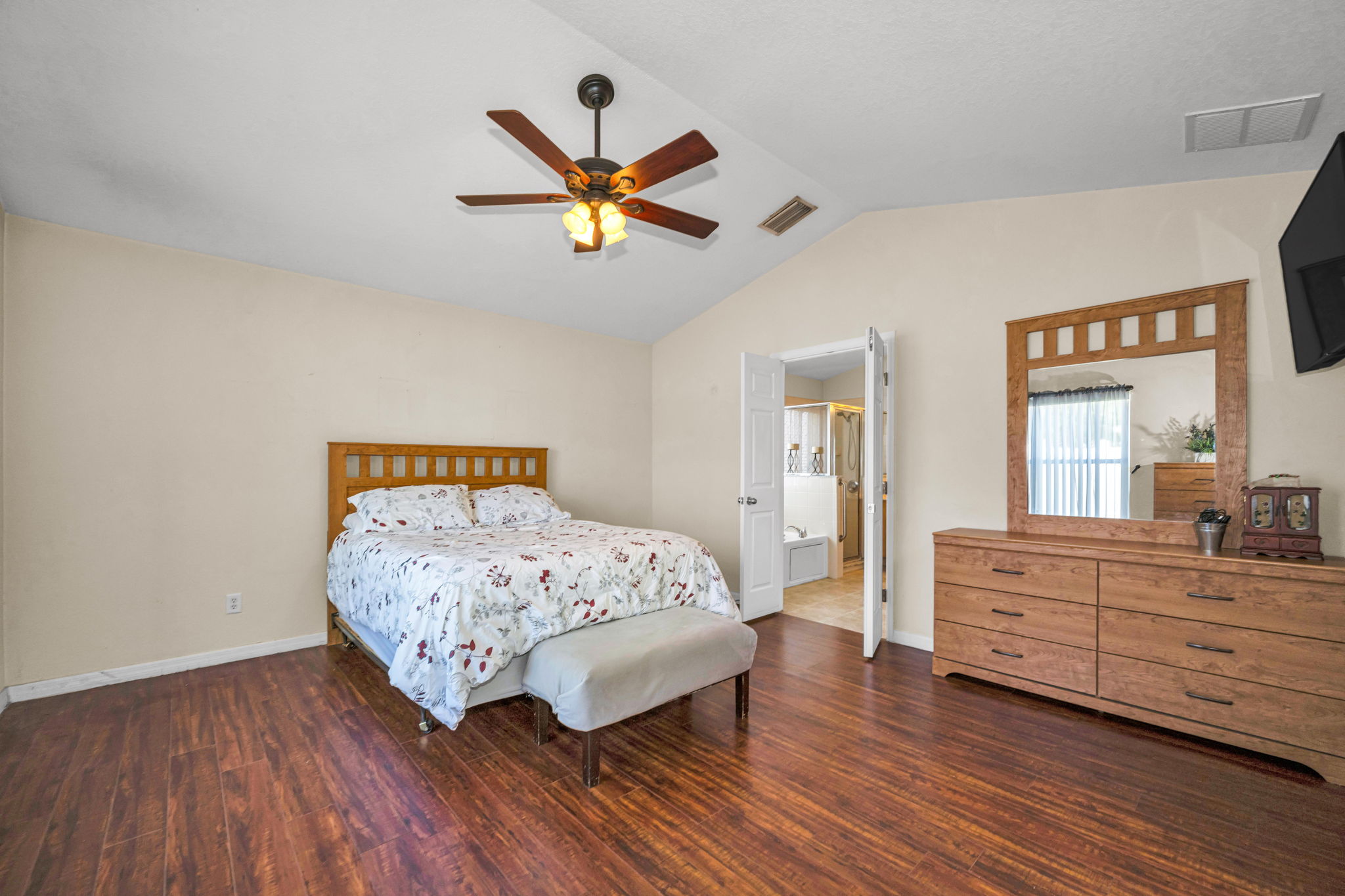 Primary Bedroom 1a