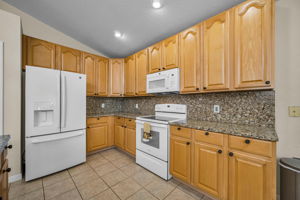 Kitchen 7