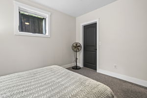  Photo 49