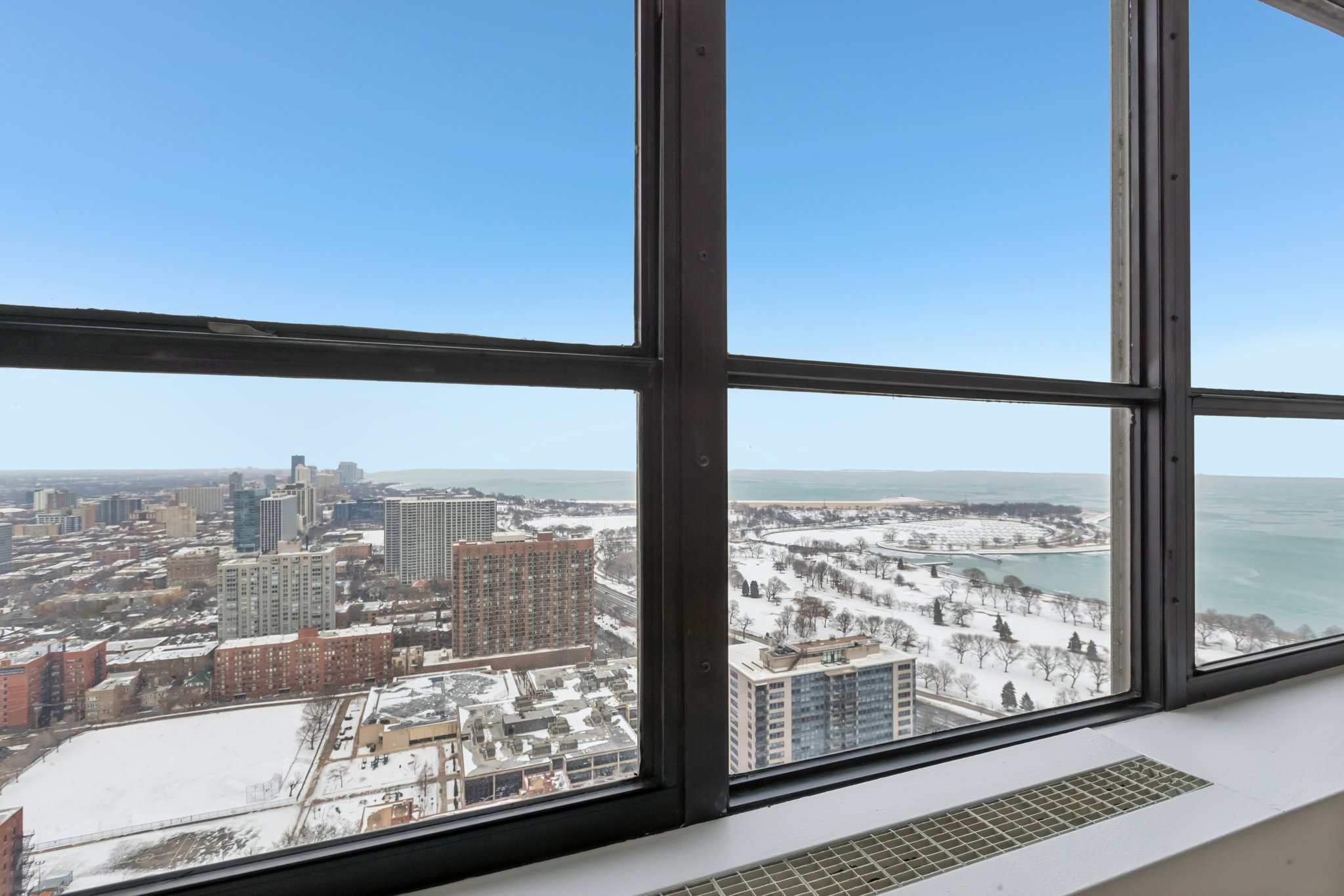 W Irving Park Rd 4212-S0602-010.jpg