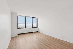 W Irving Park Rd 4212-S0602-024.jpg