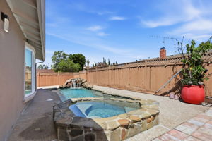 047_F8_6552 Camden Ave