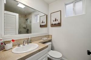 7th St-S1010-040.jpg