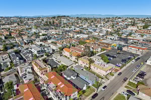 7th St-S1010-063.jpg