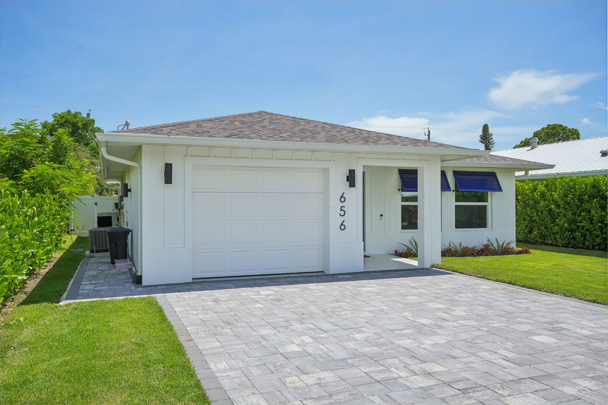 94th Ave N-002