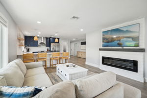 94th Ave N-008