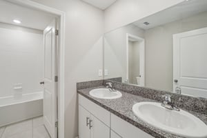 Argyll Dr-023.jpg