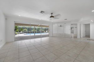 Living View 2