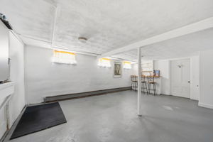  Photo 35