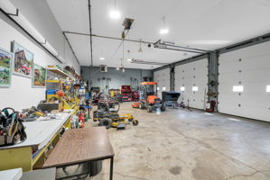  Photo 23