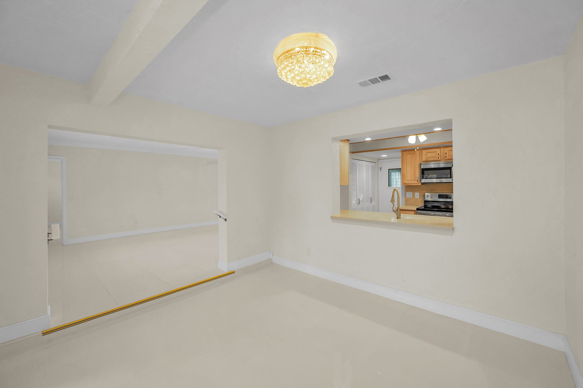 Dining Room3