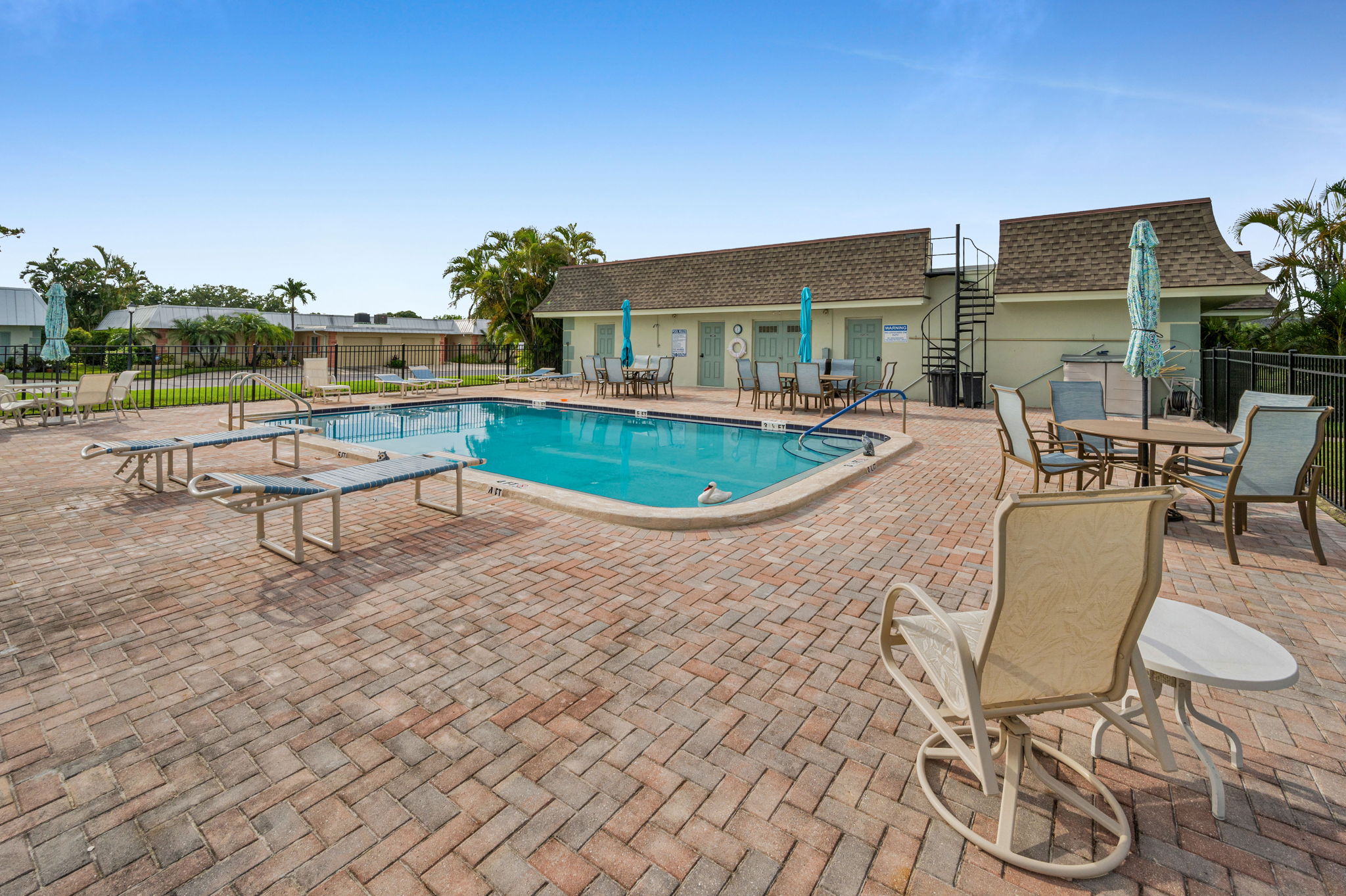 11-Pool